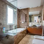 Casa Martinhos By Lovelystay * קאניקו