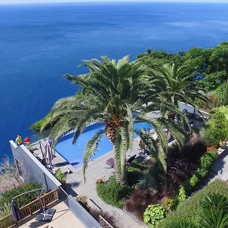 Casa Martinhos By Lovelystay Canico (Madeira)