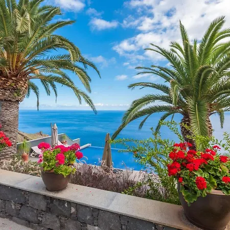 Villa Casa Martinhos By Lovelystay Canico (Madeira)