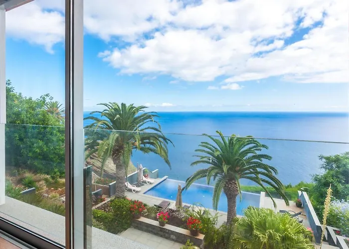 Casa Martinhos By Lovelystay * Caniço